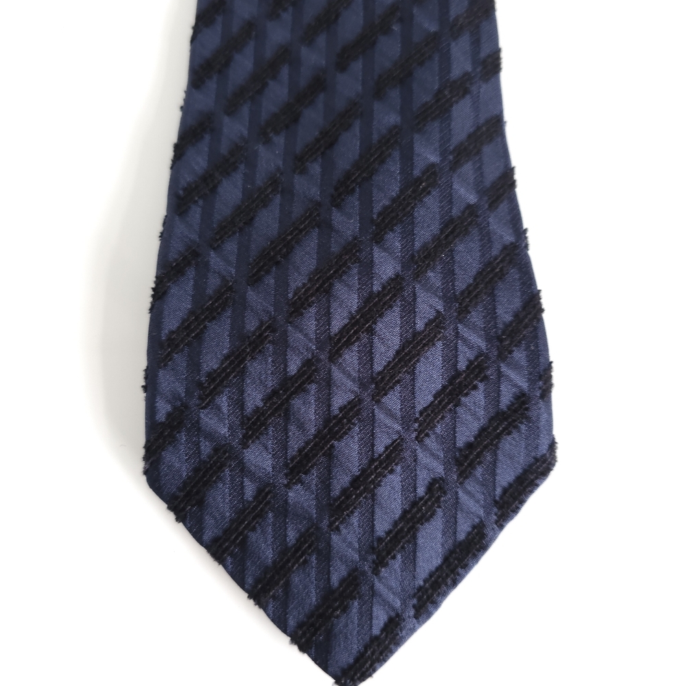 Giorgio Armani navy neck tie